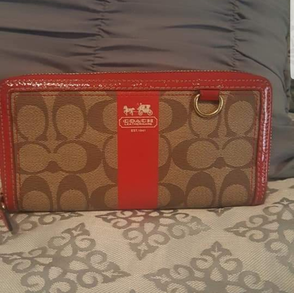 Coach Continental Wallet